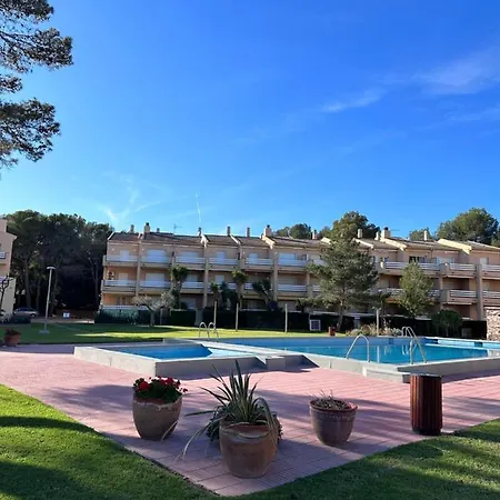 Residencia Guardemar アパート *