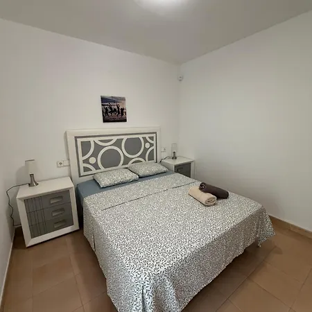 Residencia Guardemar Апартаменты